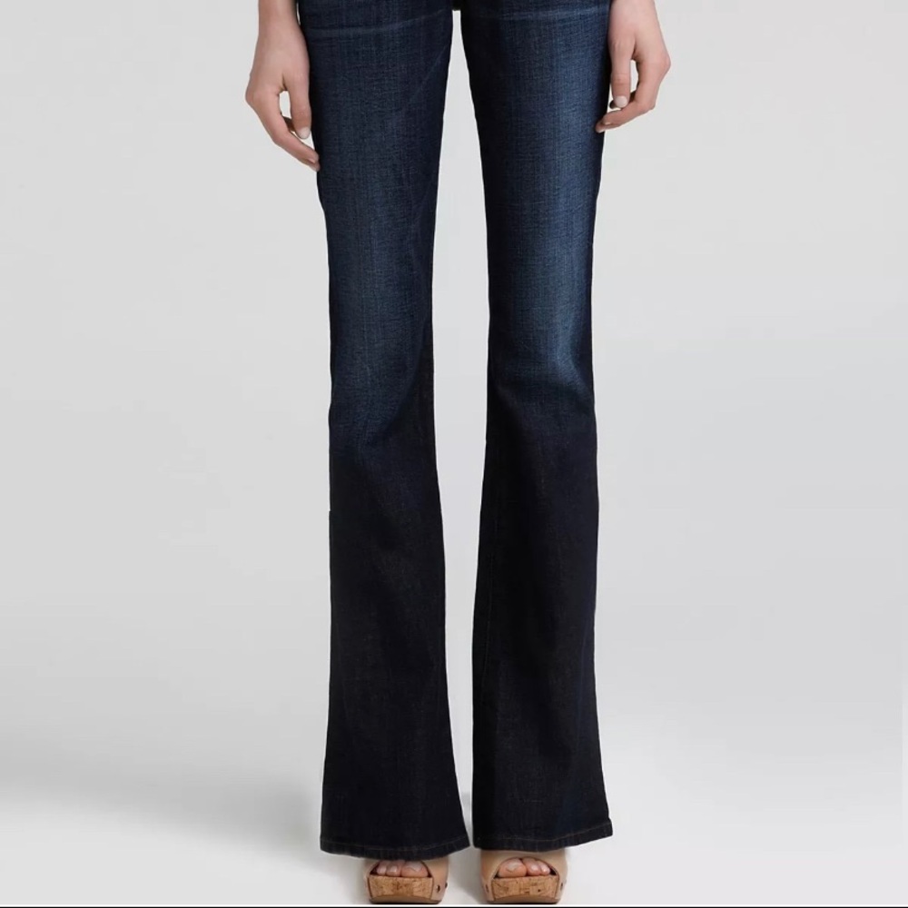 Joe's skinny bootcut "The Visionnaire" size 28.